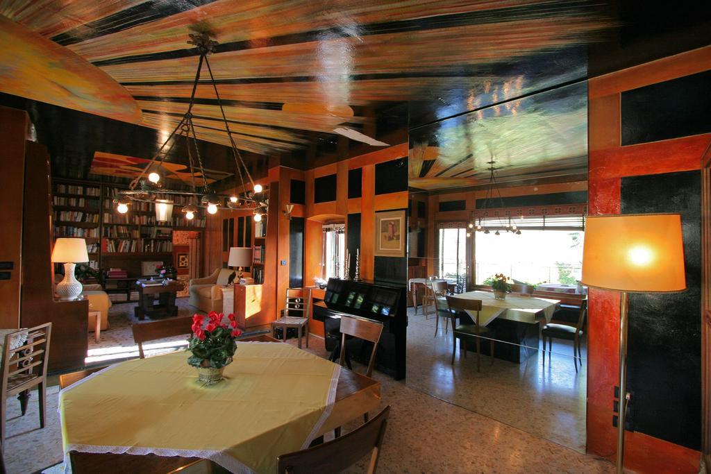Castrum Di Serravalle Вітторіо-Венето Номер фото